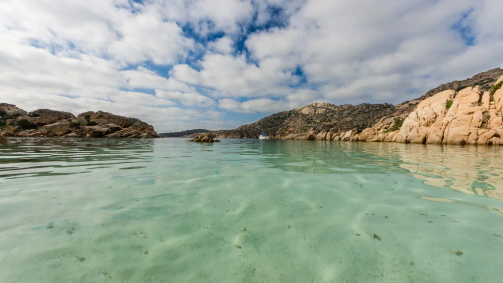 Cala Coticcio: foto, come arrivare e hotel nei dintorni 2 Cala Coticcio 2