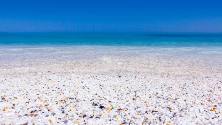 Spiaggia Le Saline, come arrivare e hoteli vicini