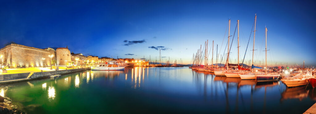 night view of the alghero marina yacht port at the 2021 08 30 00 20 17 utc