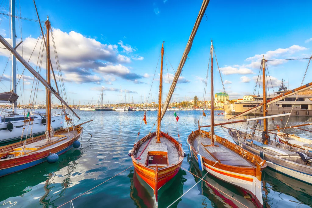 Vacanze al mare in Sardegna, dove andare? 4 summer view of the alghero marina yacht port at th 2021 08 29 23 03 25 utc