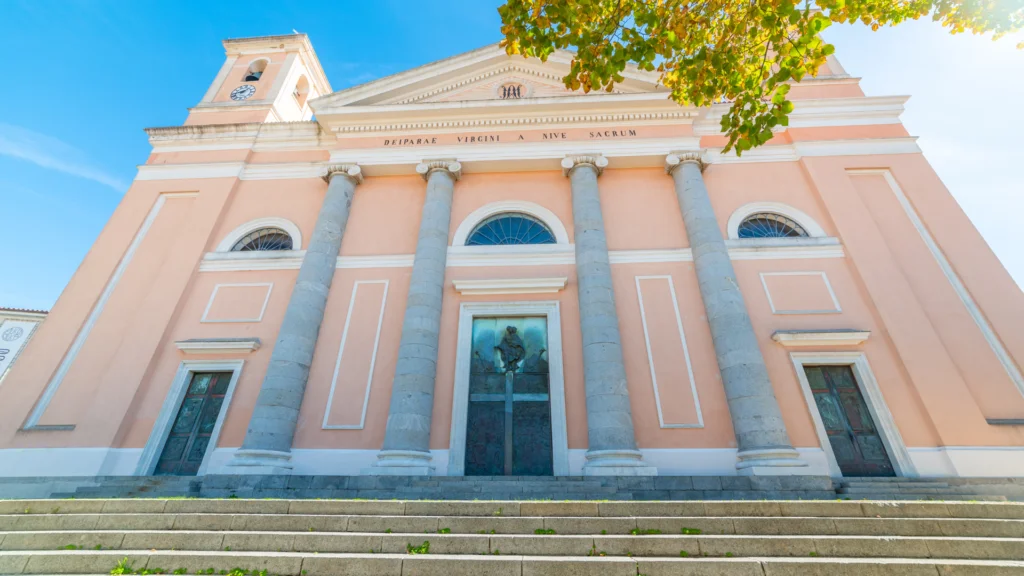 Nuoro: cosa fare, cosa vedere e dove dormire 4 Nuoro 8