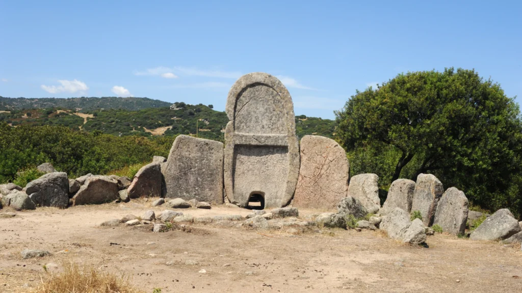 Tomba dei Giganti Sena and Thomes at Dorgali